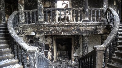 Bombalanan Mariupol Tiyatrosu'nda korkunç bilanço