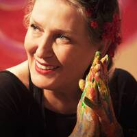 Suzan Kardeş'ten 'Bi Git'