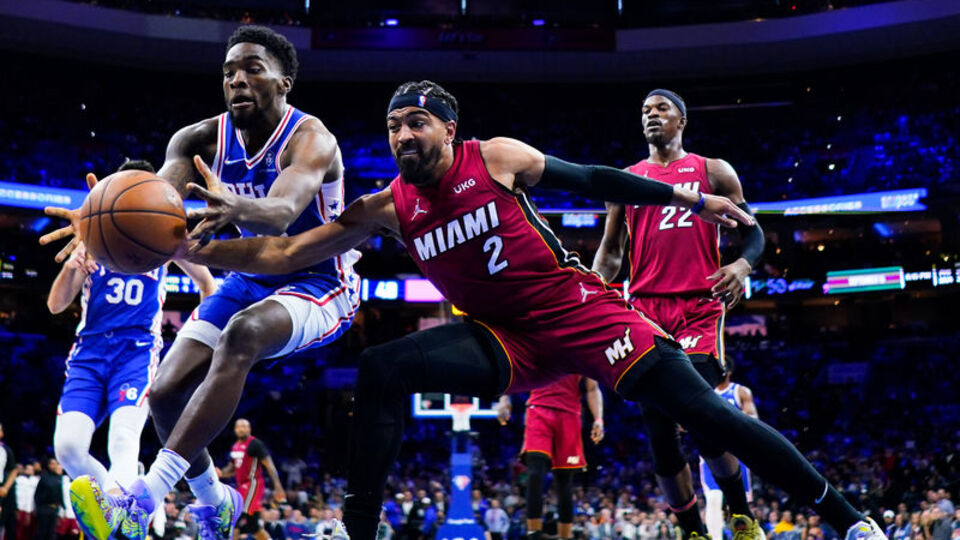 76ers ve Mavericks farkı bire indirdi