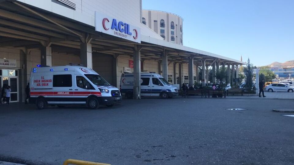 Dini nikahla birlikte yaşadığı kadını öldürdü