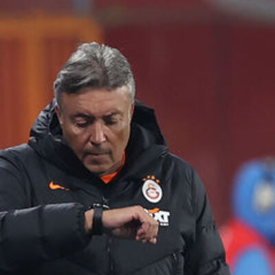 "1 sene daha buradayım"