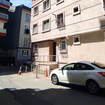 Satış müdürünü jiletle öldürdüler!