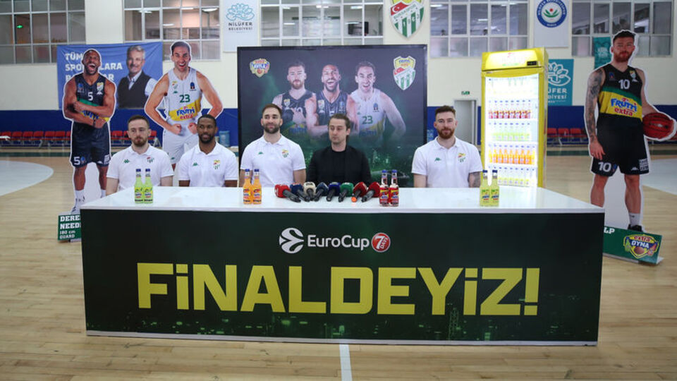 Frutti Extra Bursaspor'da 3 imza