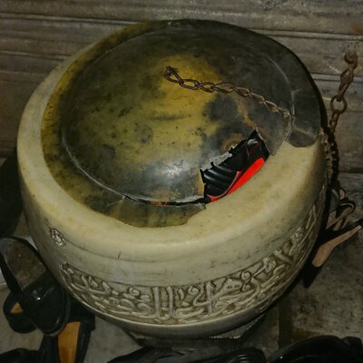 Ayasofya'da ikinci skandal! Tarihi su haznesine ayakkabı koydular