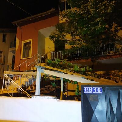 Ev sahibi, kiracısını vurdu