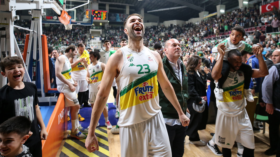 Frutti Extra Bursaspor şampiyonluk için...