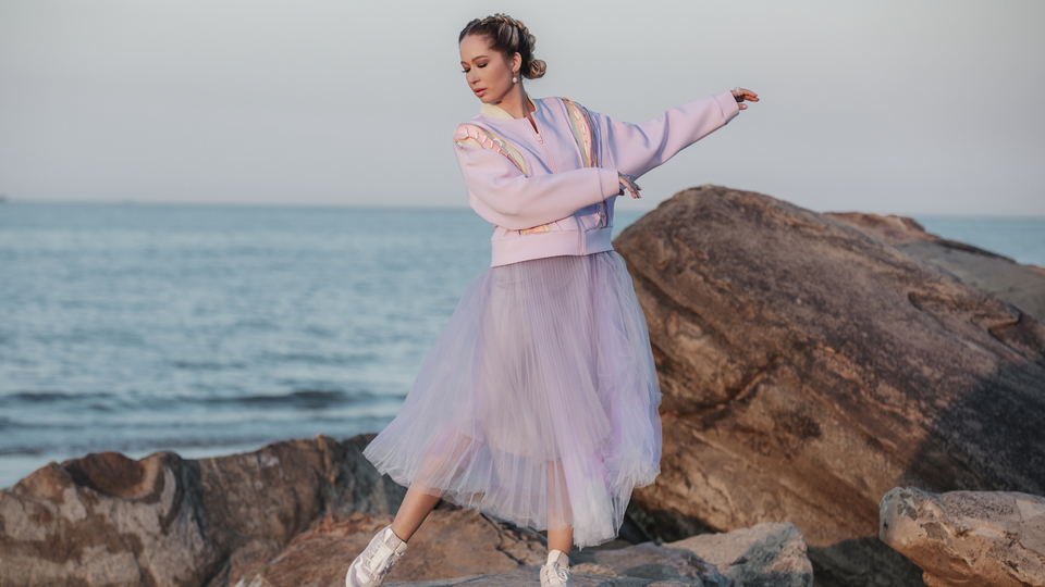 "Bazen elinizden sadece bir şarkı yapmak gelir"