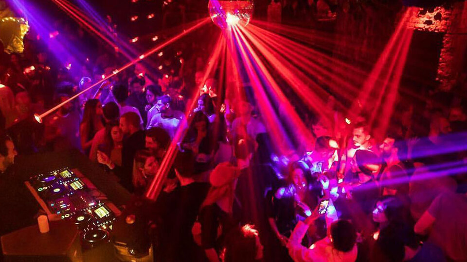 Gece müzik yayın saati uzatıldı