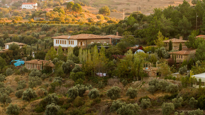 Nesin Vakfı'ndaki blokeye hukuki yorum