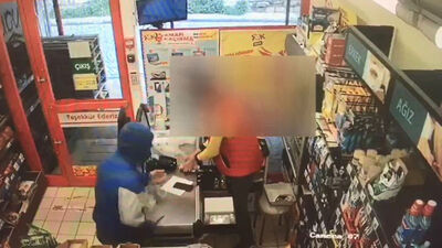 İstanbul'da yaşandı! Bıçaklı soygun!