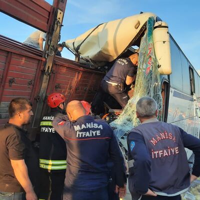 Manisa'da can pazarı yaşandı! Ölü ve yaralılar var