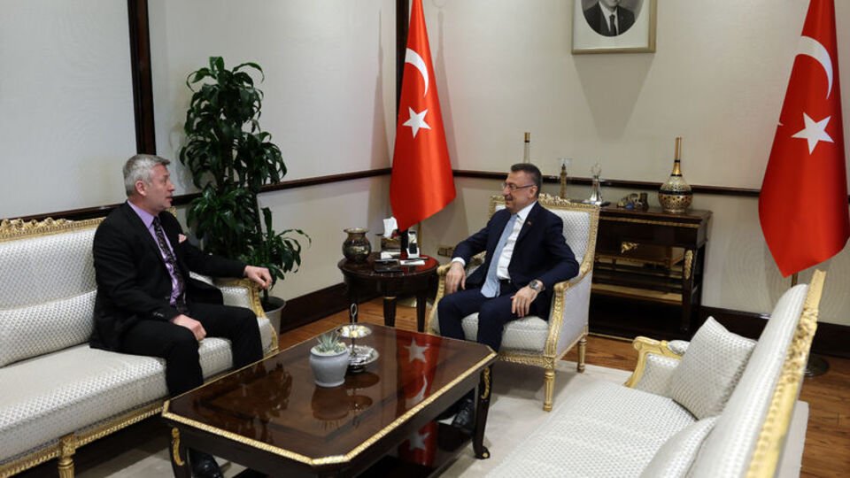 Cumhurbaşkanı Yardımcısı Oktay, Metin Şentürk'ü kabul etti