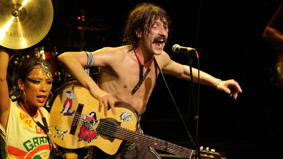 'Gogol Bordello' KüçükÇiftlik Park'ta