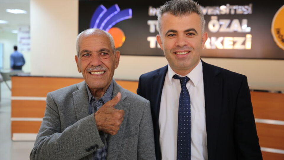 Dünyanın en yaşlı nakil hastası oldu!