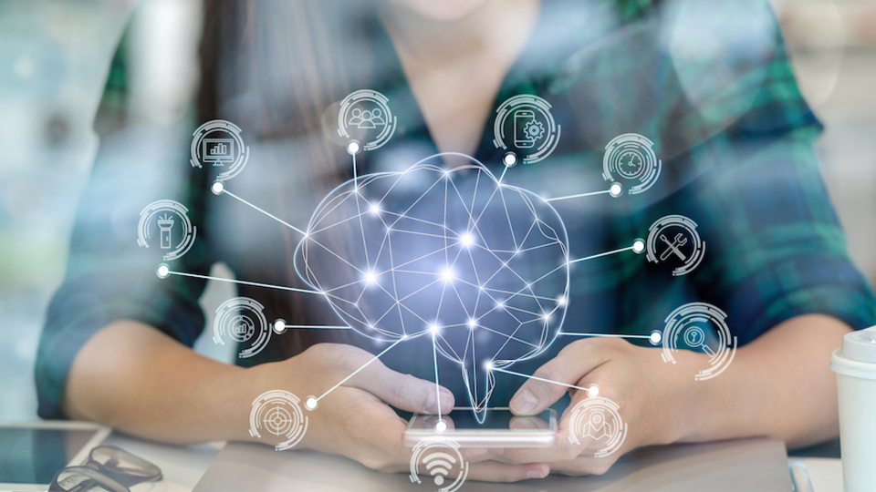 Kadınlara Python ile yapay zeka eğitimi