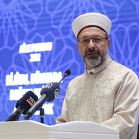 "Dijital sosyalleşme, aile kurumunu erozyona uğratıyor"