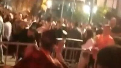 İrem Derici konserinde kavga çıktı