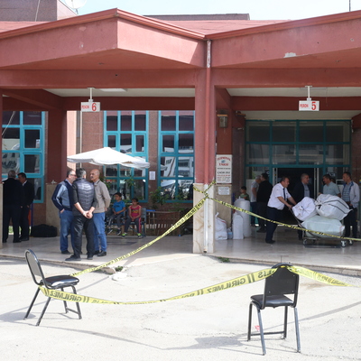 Otogarda dehşet anları! Karısı ve kardeşine kurşun yağdırdı