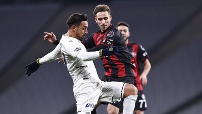 Fenerbahçe Karagümrük'ü konuk ediyor!