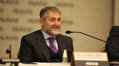 Bakan Nebati: Keyifle izledim