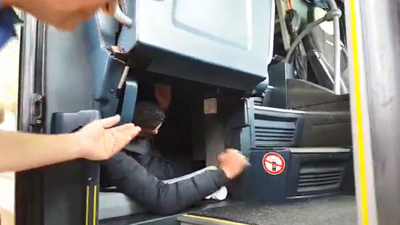 Şoke eden olay! 1 metrekarelik dolaptan çıktılar