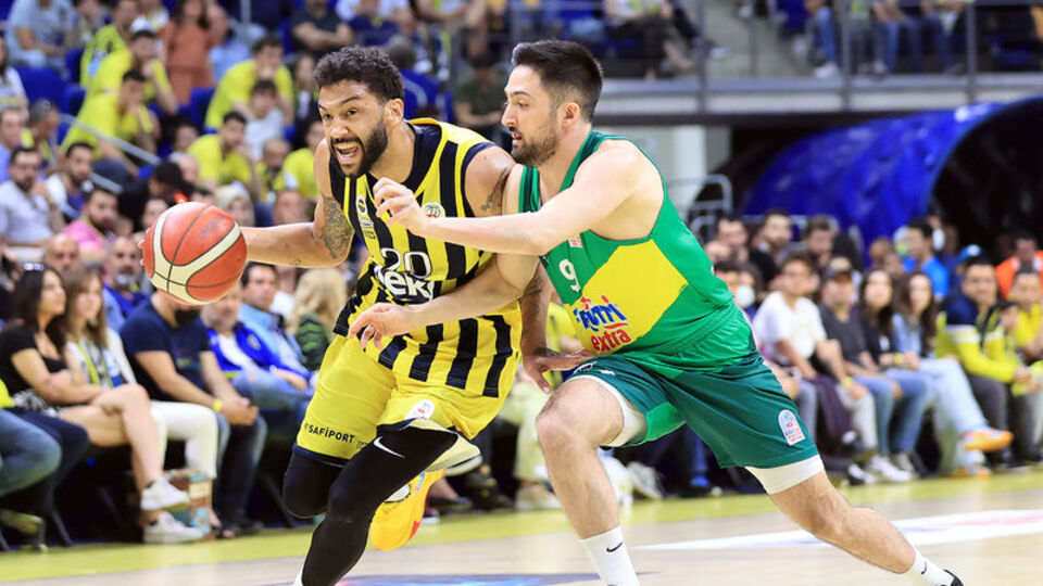 Fenerbahçe Beko seride öne geçti!