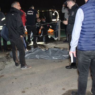 Denize düşen iki gençten acı haber