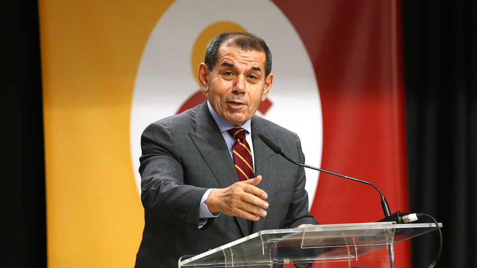 Dursun Özbek sürprizi