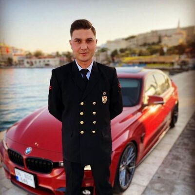 Çeşme'de dehşet! Uzman çavuşu öldürdü!