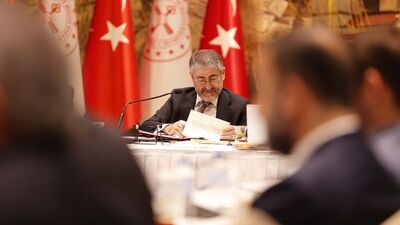 Bakan Nebati konut sektörü temsilcileriyle görüştü