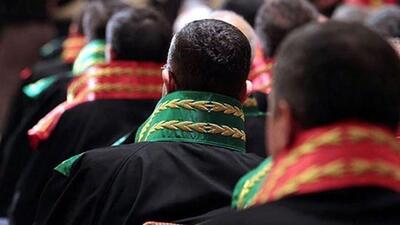 FETÖ üyesi 15 hakim ve savcı meslekten çıkarıldı