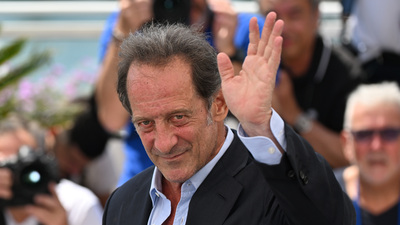 Zelenskiy canlı yayınla katıldı