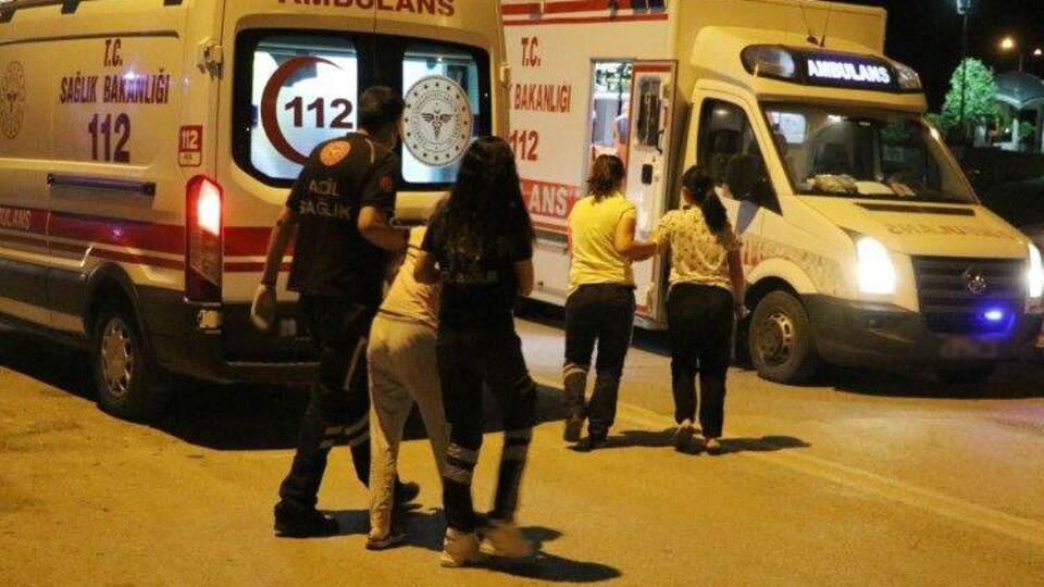 Denizli'de 65 öğrenci gıdadan zehirlendi