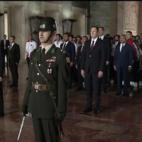 19 Mayıs için Ata'ya ziyaret