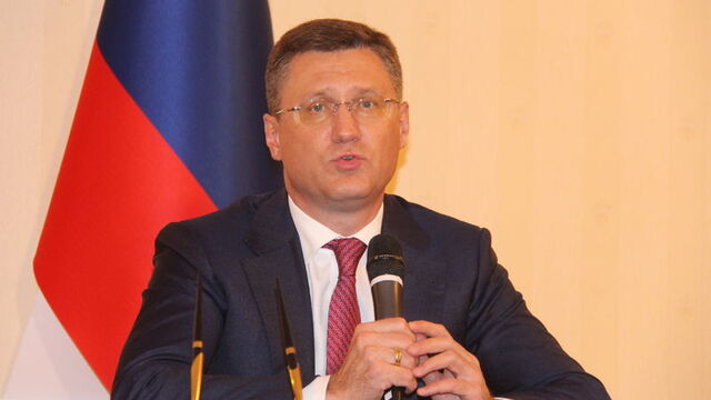 'Gazprom müşterilerinin yarısı ruble hesabı açtı'