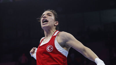 Ayşe Çağırır'dan altın madalya!