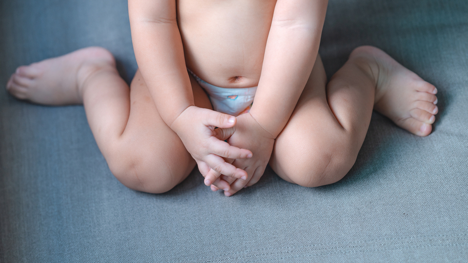 Bebeklerde kalça çıkığı belirtileri