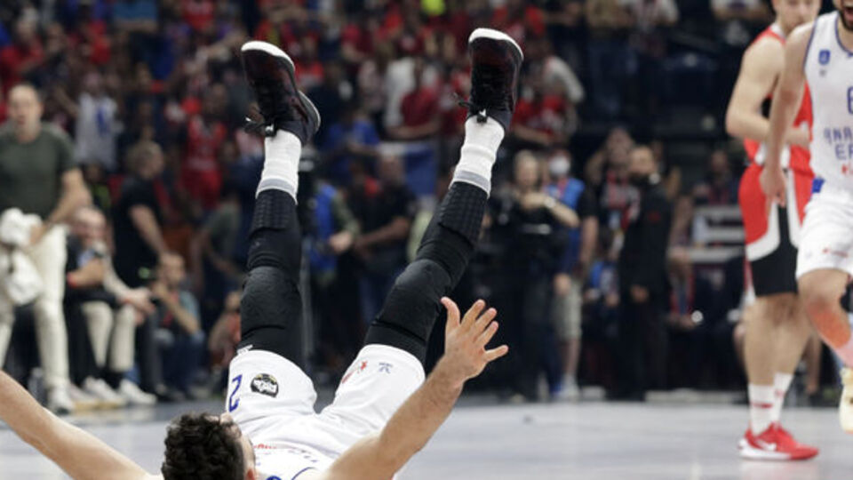 Kendi evinde son saniyede!