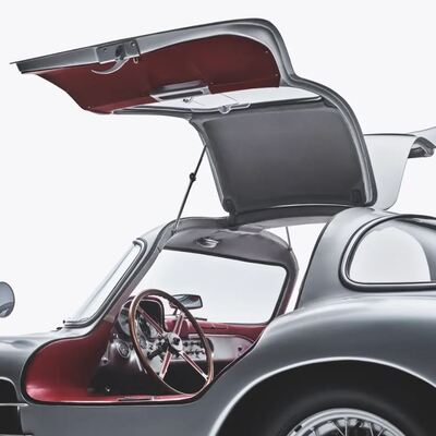 Tarihin en pahalı otomobili oldu!