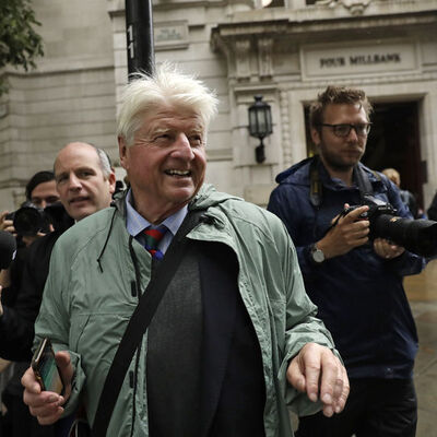 Johnson'ın babası Fransız vatandaşlığına geçti