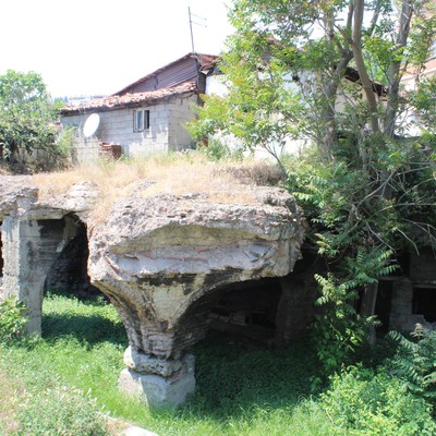 Üstüne gecekondu yapılmış! "Koruma altına alınması lazım"