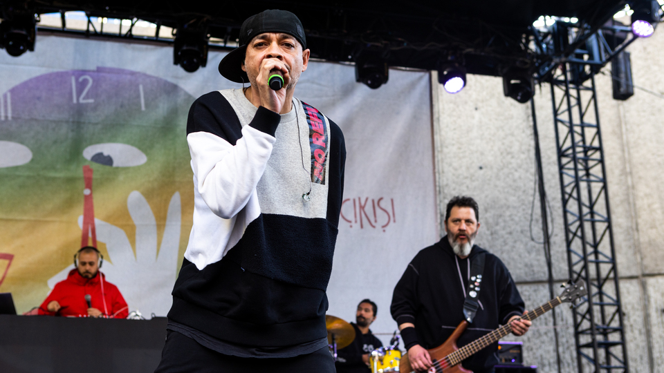 'Cuma İş Çıkışı' Ceza sahne aldı