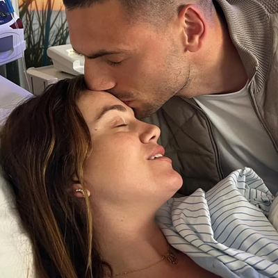 Merih Demiral baba oldu