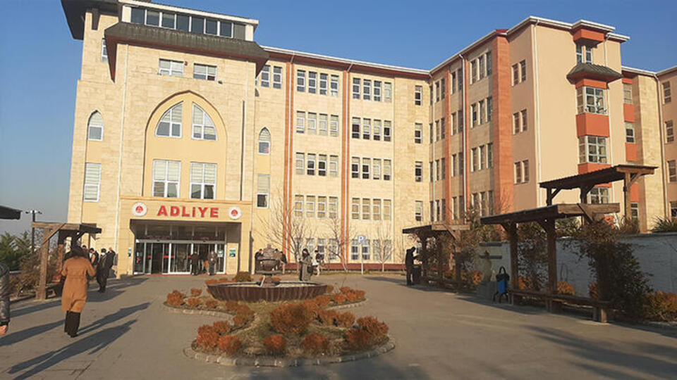 Doktoru tehdit eden öğretmen için karar