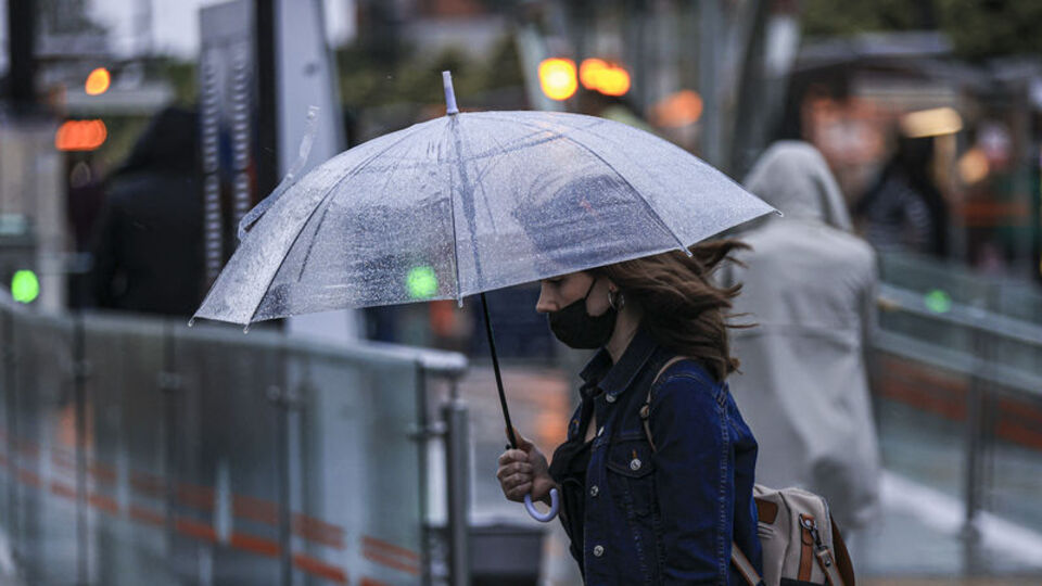 Haftanın son günü 6 bölgede 17 ile uyarı!