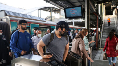 İstanbul'un yeni banliyö hattında seferler başladı