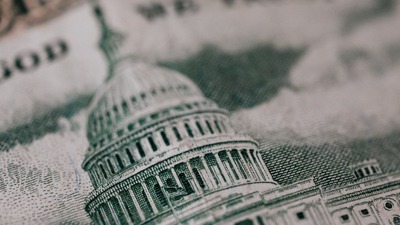 Dolara tahvil çelmesi