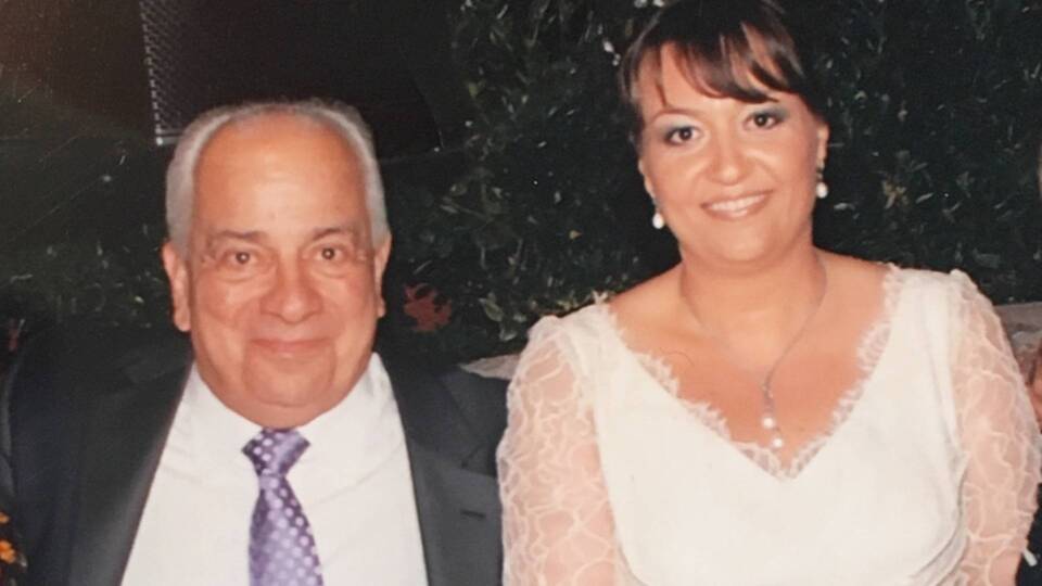 'Evlenme yıl dönümümüz kutlu olsun koca kafalı yarim'