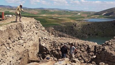 Japon arkeolog keşfetti! Toprak altından çıktı