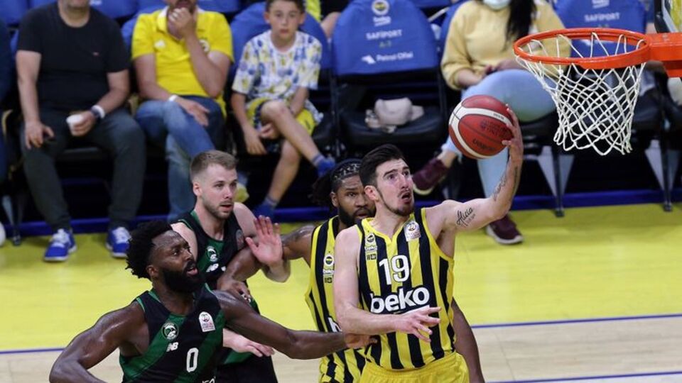 Fenerbahçe Beko öne geçti!